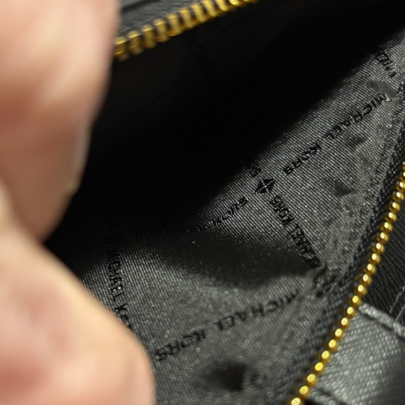 Michael Kors Black Wallet Gold Accents Jet Set Travel Lg Double Zip Wristlet - Picture 6 of 8